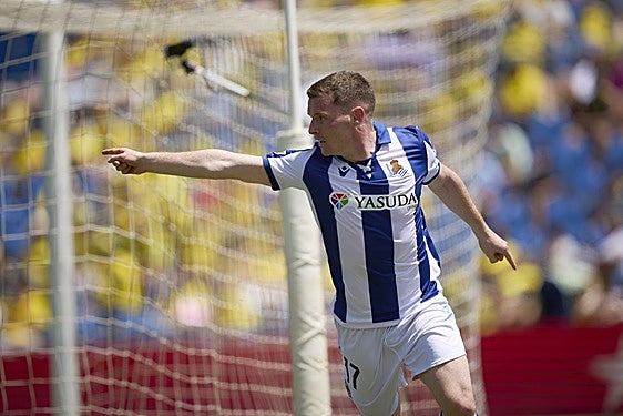 Sergio Gómez celebra el gol ante el Las Palmas.