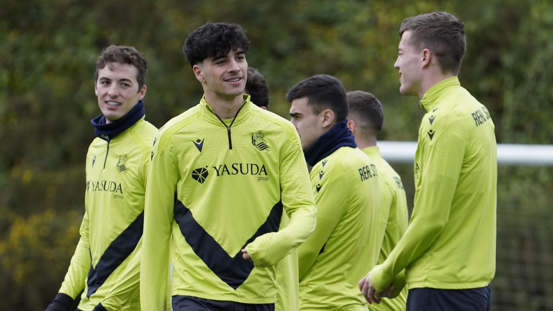 Jon Martín, Jugador de la Real: «Hay gente que me quiere ver más y lo agradezco, pero hay que tener paciencia»
