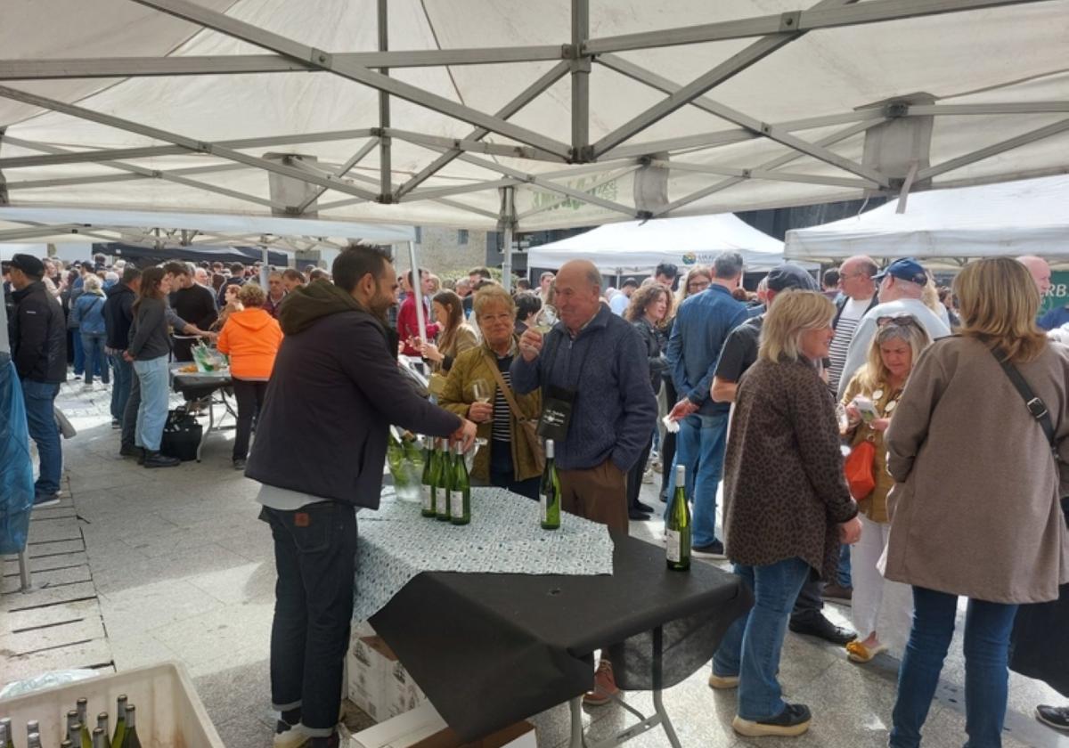 Giro bikaina Txakolin Egunean