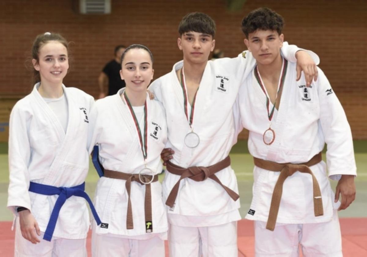 Dos platas y un bronce para los urnietarras en el Campeonato de Euskadi de categoría cadete