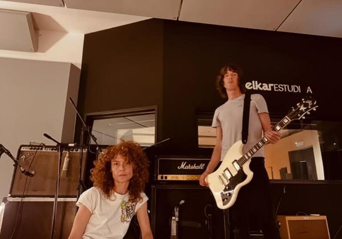 Nuevo disco, 'Atea', en abril y gira hasta final de año para Niña Coyote eta Chico Tornado