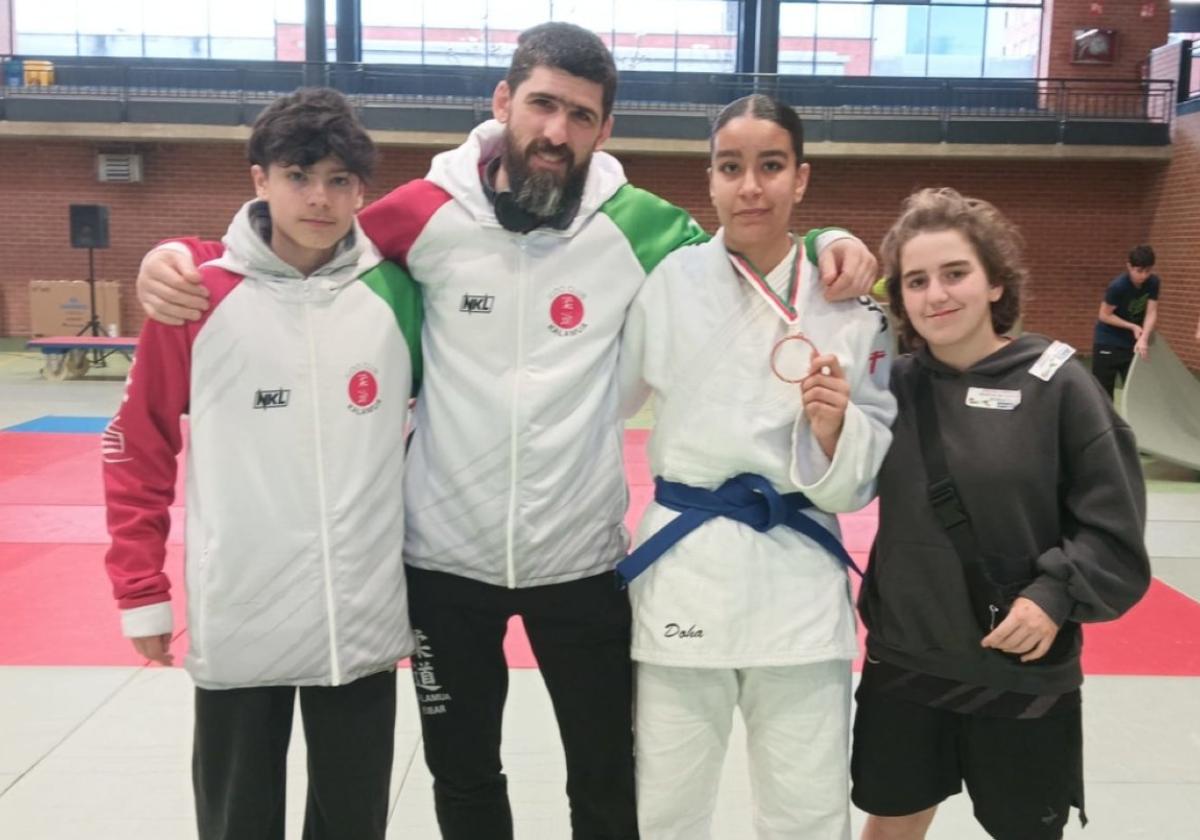 Doha Shrir se cuelga un bronce en el Campeonato de Euskadi