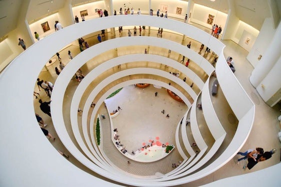 New Yorkeko Guggenheim Museum-ean praktikak egiteko eskaera aurkezteko azken egunak