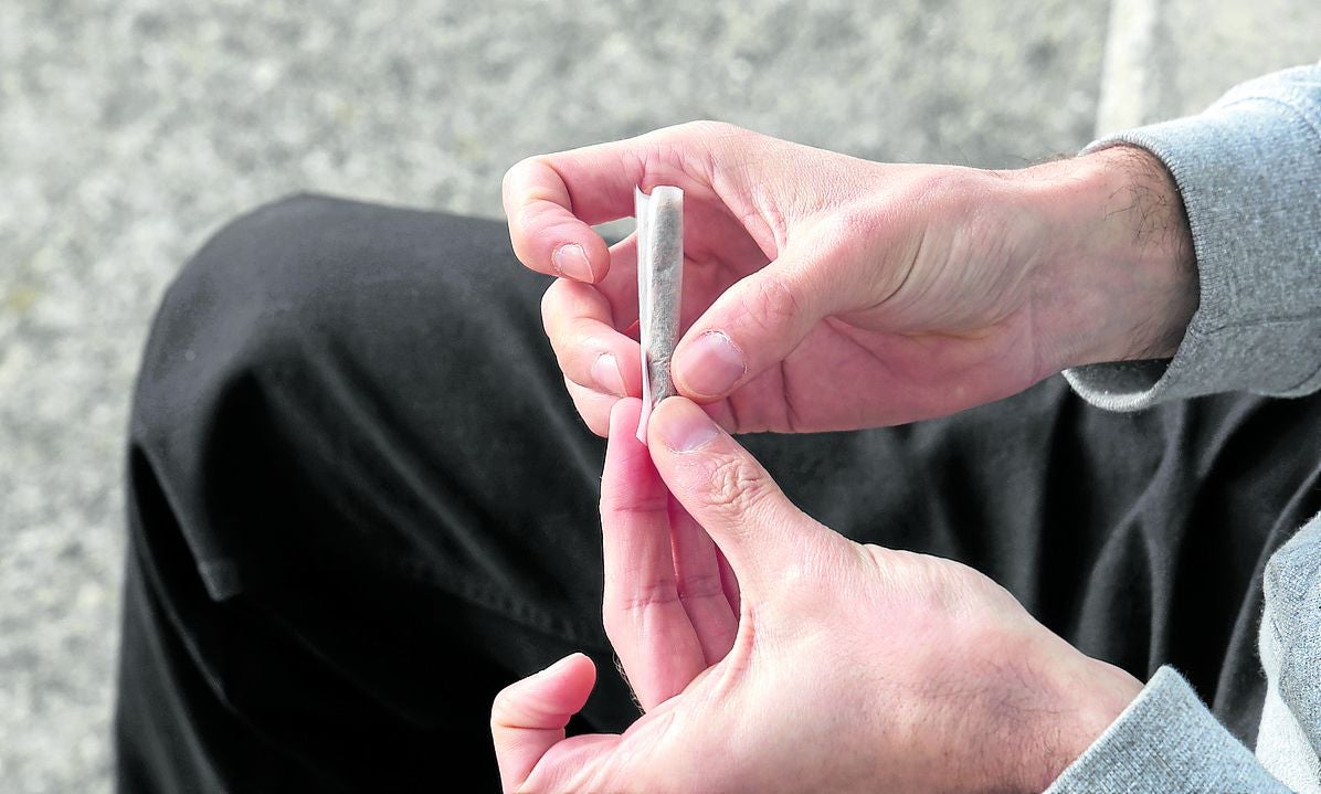 Diputación y Fiscalía ultiman una orden para regular el tabaco en los centros de menores