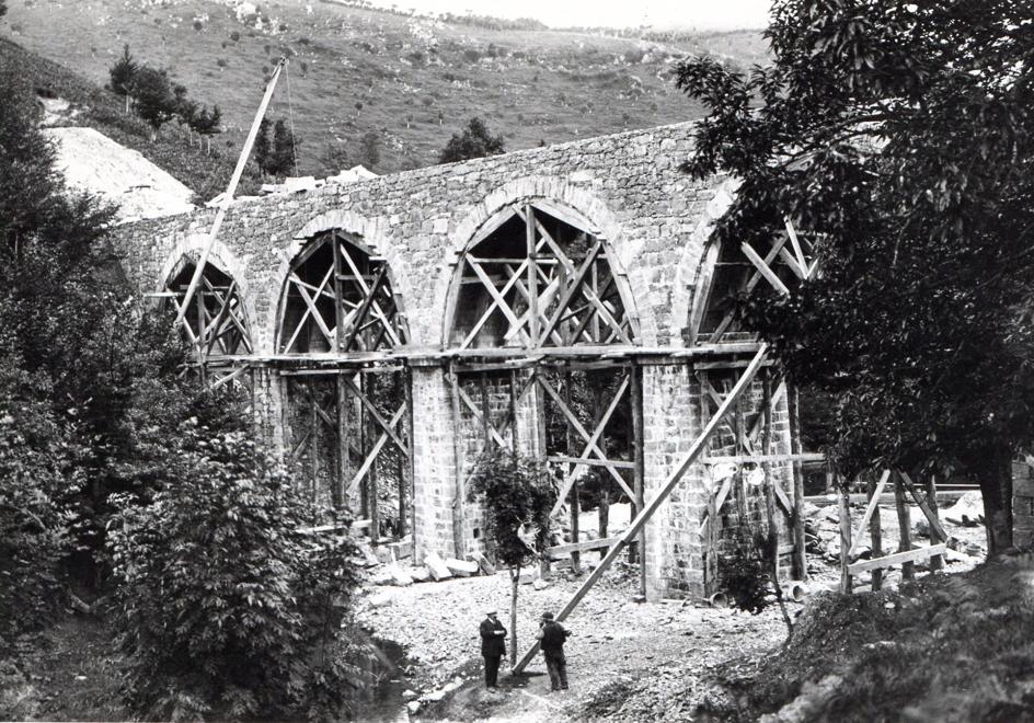 Obras en el viaducto de Lasarte.