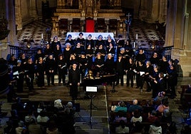 La actuación conjunta de Xatz Eskifaia y el Cor de dones de l'EMM Can Ponsic cerró el ciclo.