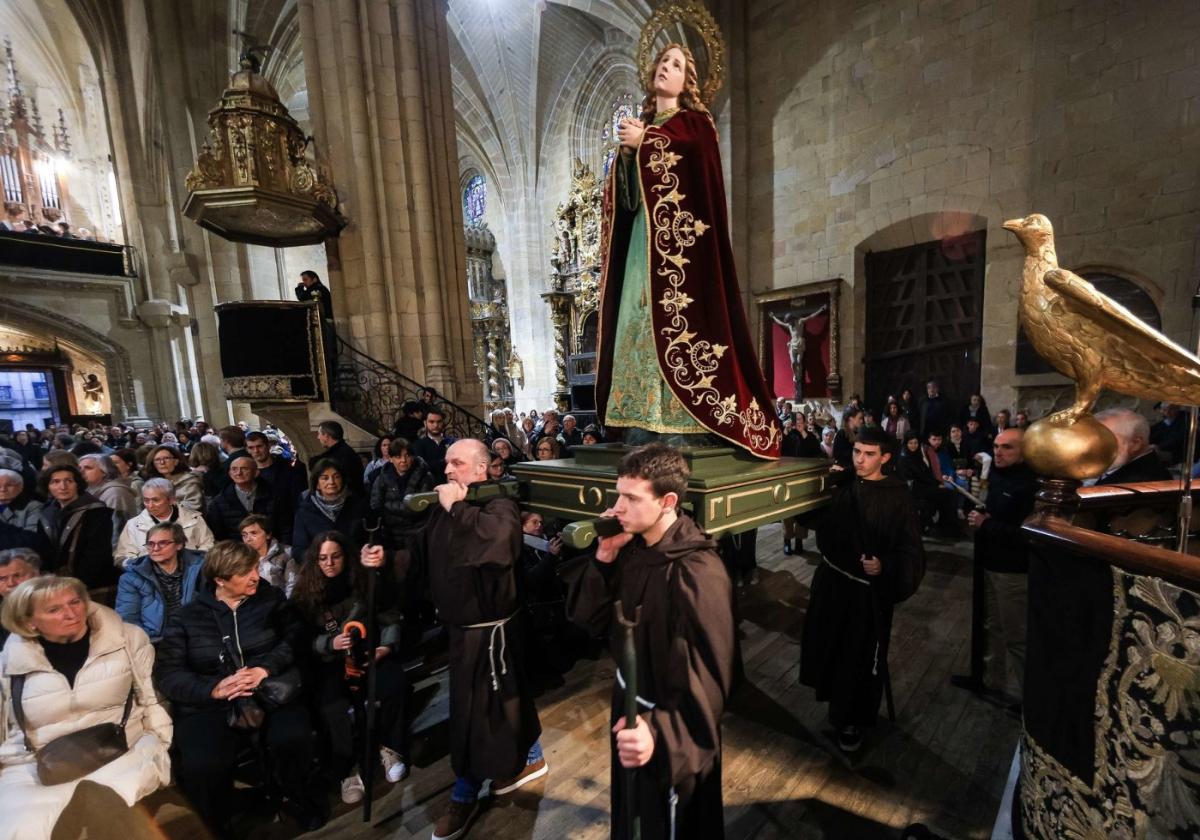 Todo preparado para la Procesión