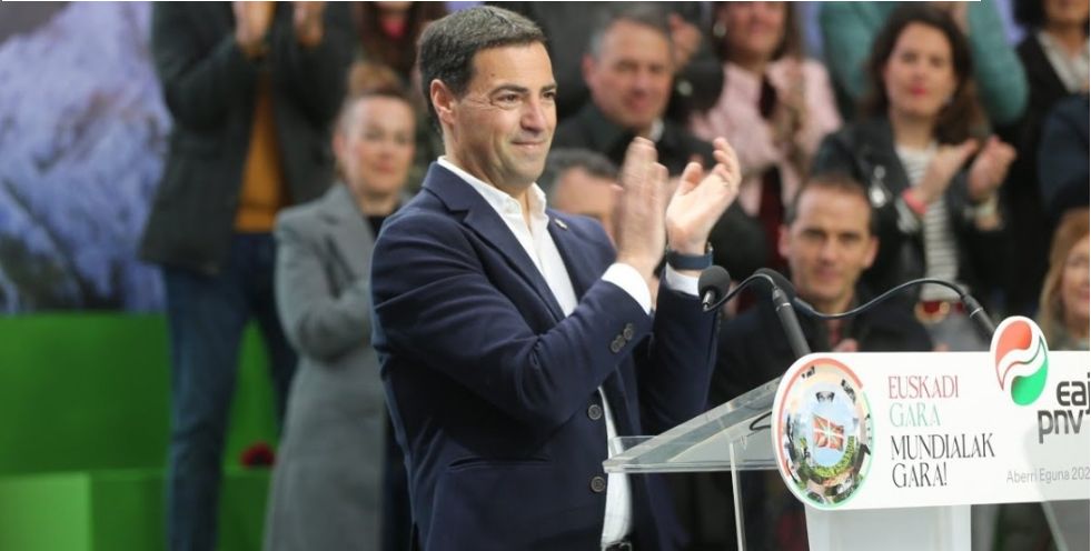 «No sé cuándo pasé de ser Imanol a lehendakari...»