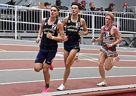 Martin Iriondo comandando la prueba de 1.500 en la competición de la Georgia Tech University de Atlanta.