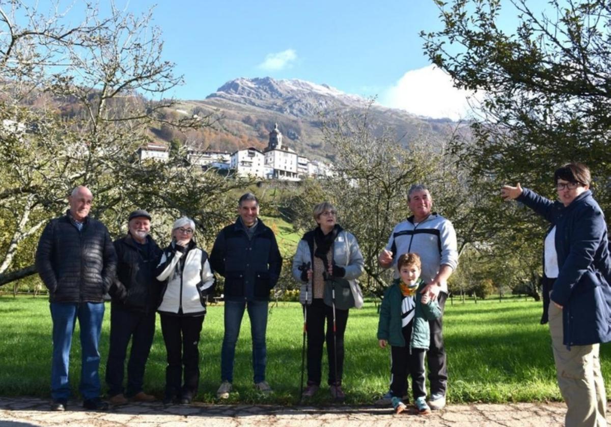 Ibarbi sagarraren loraldiak zabalduko du aurtengo bisita gidatuen programazioa Urola Erdian