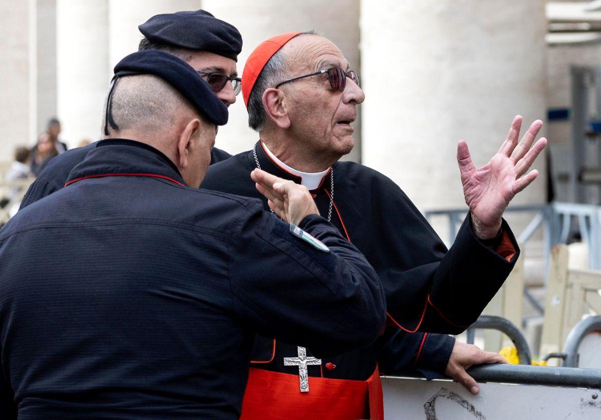 Cuánto gana un cardenal: el sueldo que paga el Vaticano a los electores del nuevo Papa