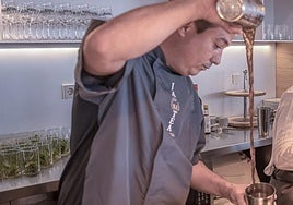 Yon Pavón está nominado a mejor bartender con ron.