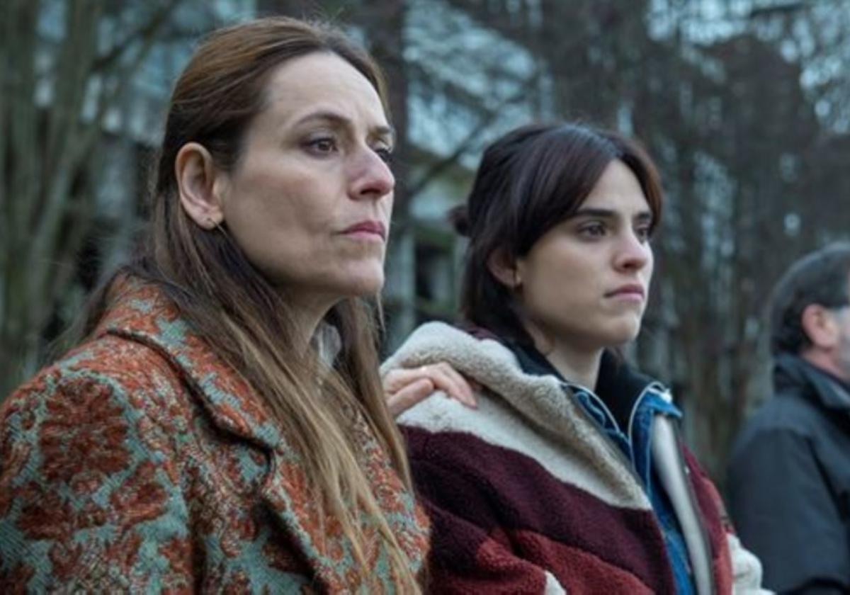 Entre las actrices del film figuran Itziar Ituño y Jone Laspiur.