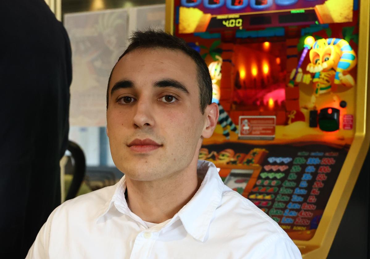 «Me he llegado a gastar 800 euros en cinco minutos. Apostaba hasta conduciendo»