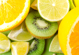 La fruta que recomienda este cardiólogo para dormir mejor: «Regula el ciclo del sueño»