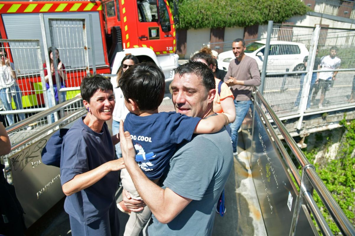 Tres horas encerrados en un ascensor