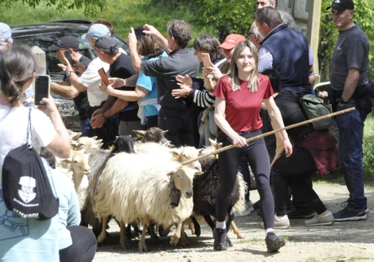 Larraitzen festak ez zuen hutsik egin