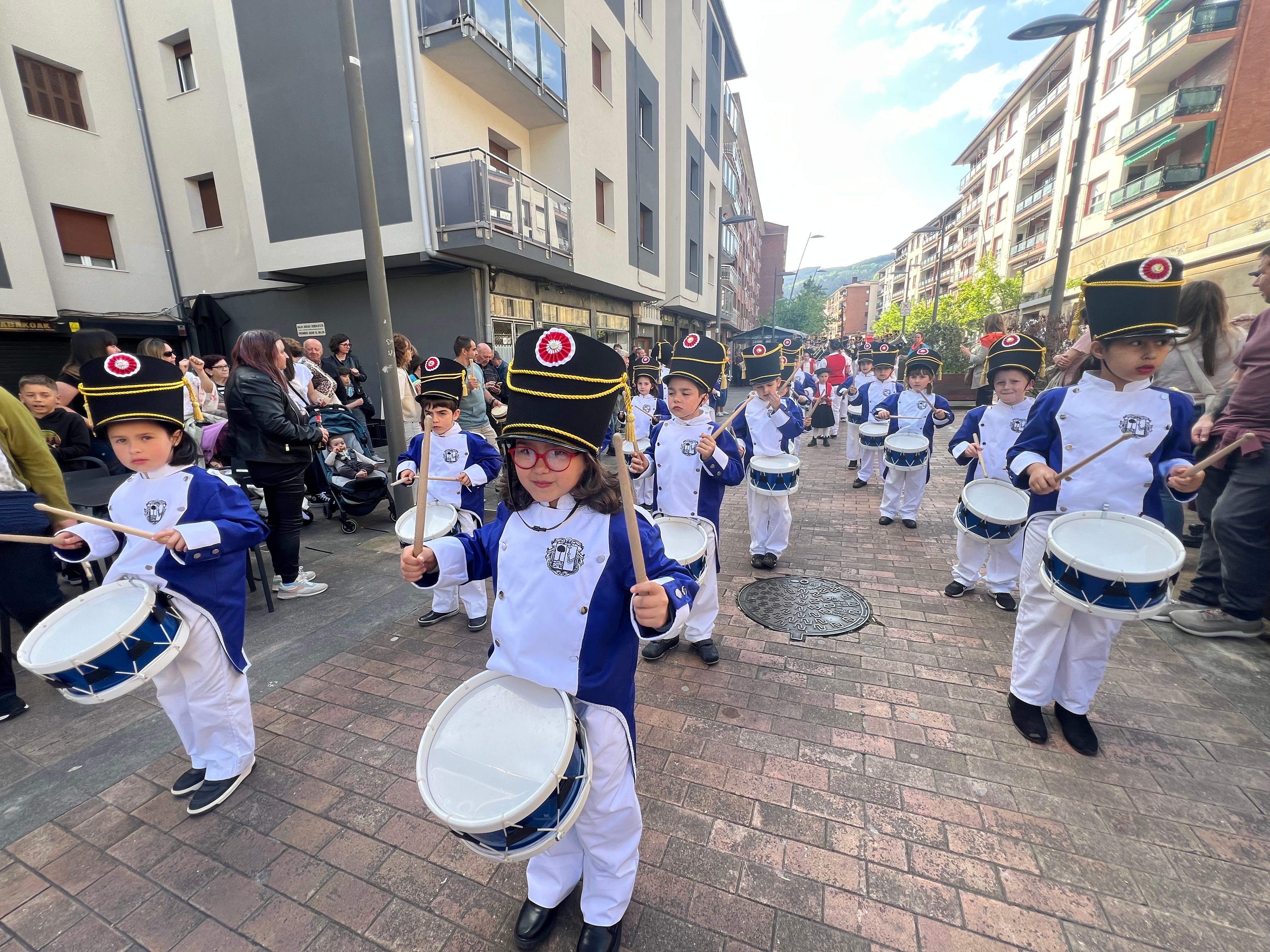 La fiesta continúa en Legazpi