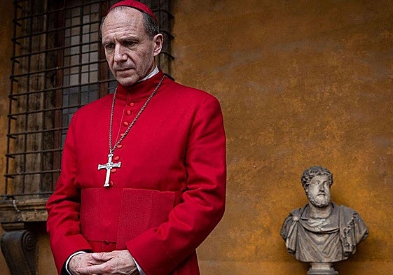 Ralph Fiennes en 'Conclave'.