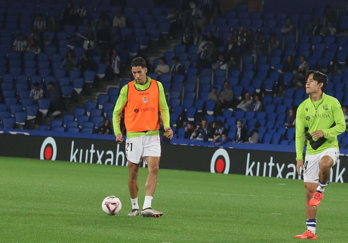 Nayef Aguerd, la principal novedad en la convocatoria de la Real Sociedad para el derbi ante el Athletic