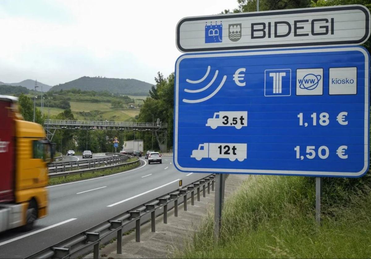 La autovía dejó de ser gratuita para los camiones el 23 de enero de 2023, cuando entró en vigor el actual peaje para vehículos pesados en la N-I y A-15 a su paso por Gipuzkoa.