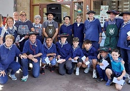 Miembros de la organización y los premiados del concurso y de los torneos.