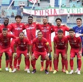 Jugadores del CD Real Sociedad antes de un partido.