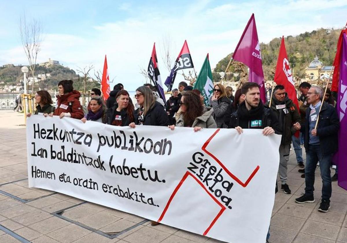 La nueva propuesta de Educación a los sindicatos incluye un aumento salarial «razonable» y una reducción de ratios en Primaria