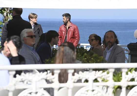 Un momento del rodaje en Donostia de 'Cada día nace un listo', de Arantxa Echevarria.