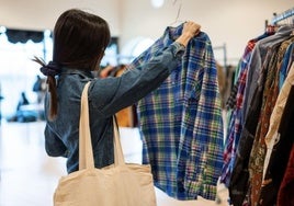 El mercadillo de ropa vintage más grande de Europa que aterriza en San Sebastián