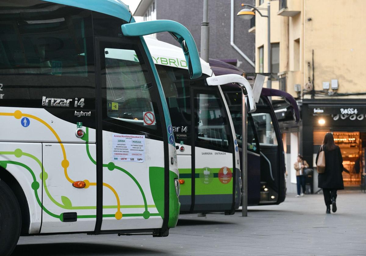 La Diputación renovará la flota de Avanza con 27 buses antes de que acabe 2025