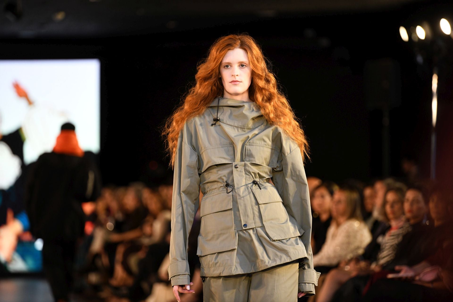 Desfile de Loreak Mendian en Balenciaga