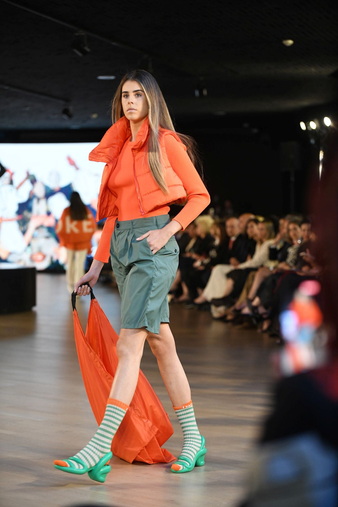Desfile de Loreak Mendian en Balenciaga