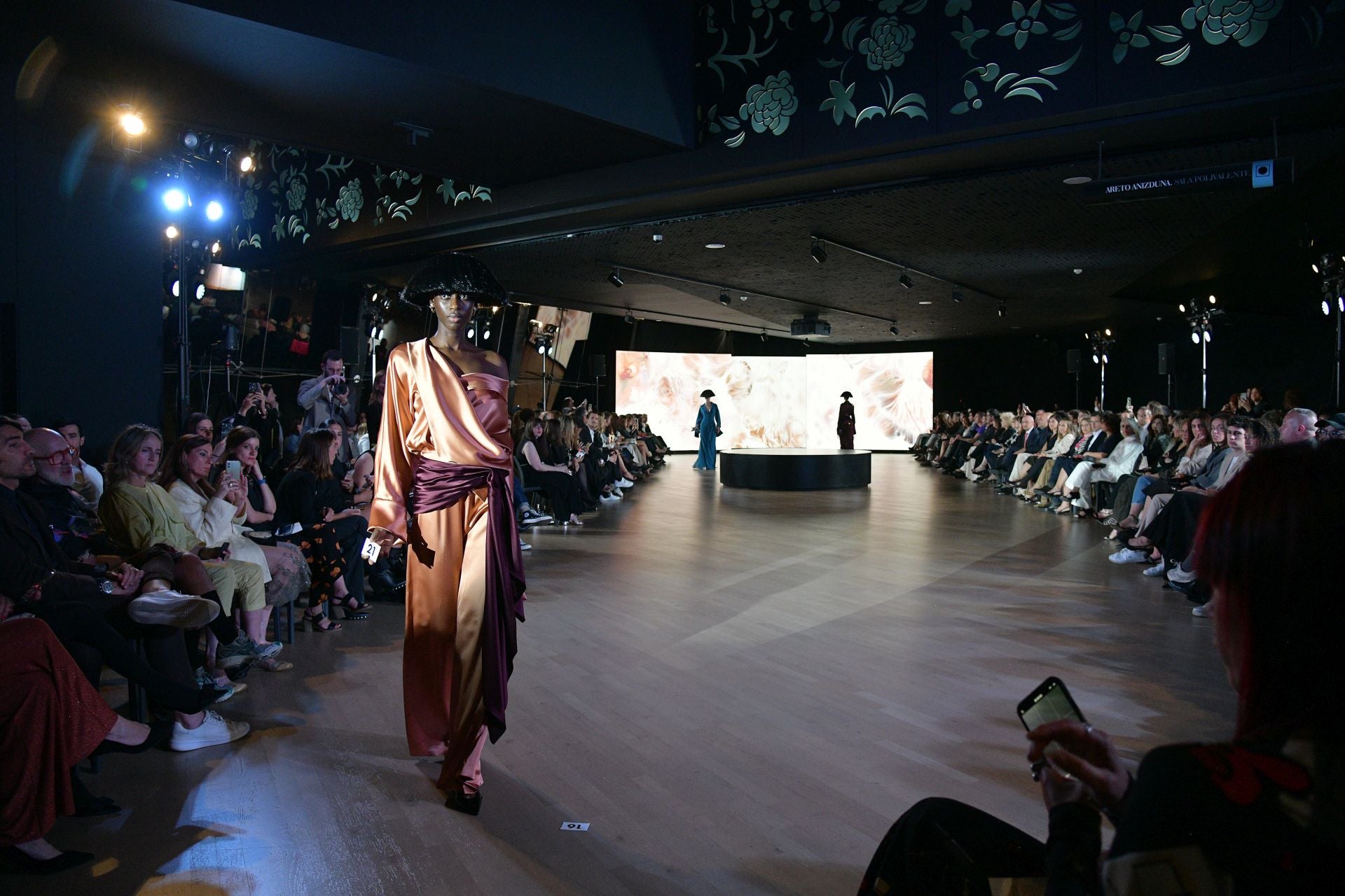 Desfile de Ze García en Balenciaga
