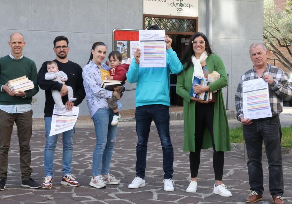 Los autores locales se reivindican en la Feria del Libro Bidasotarra