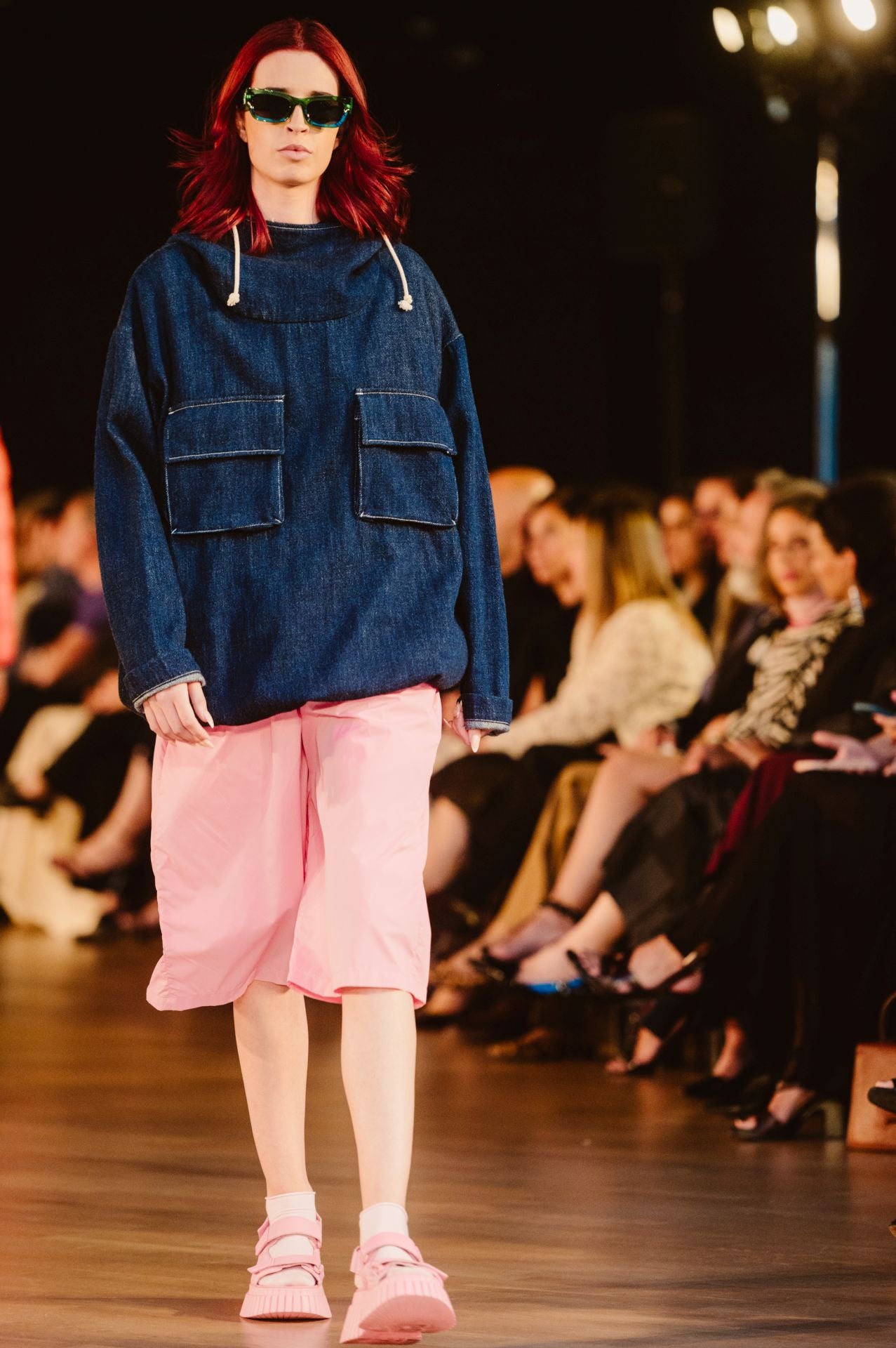 El desfile 30 aniversario de Loreak Mendian