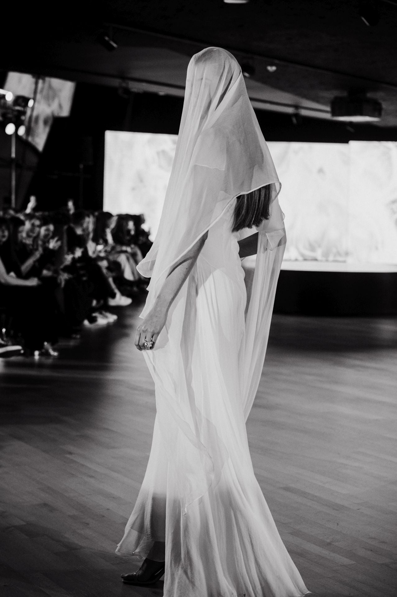 Ze García deslumbra en Balenciaga