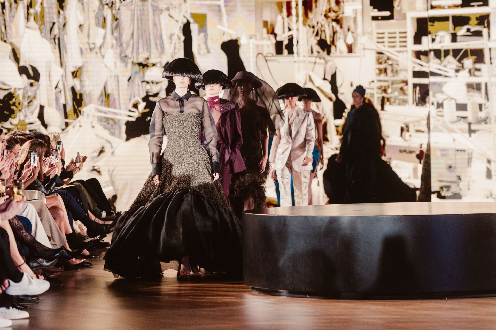 Ze García deslumbra en Balenciaga