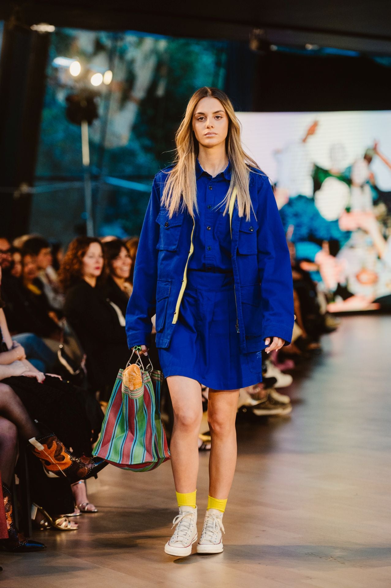 El desfile 30 aniversario de Loreak Mendian