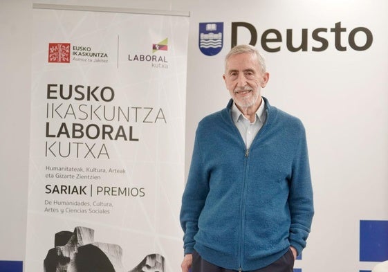 Xabier Etxeberria Mauleón es doctor en Filosofía y catedrático emérito en la Universidad de Deusto.