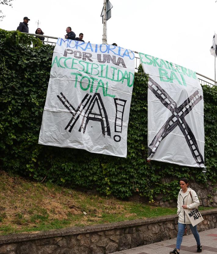 Imagen secundaria 2 - Los vecinos de Manteo solicitan a Movilidad que modifique los accesos previstos para el barrio