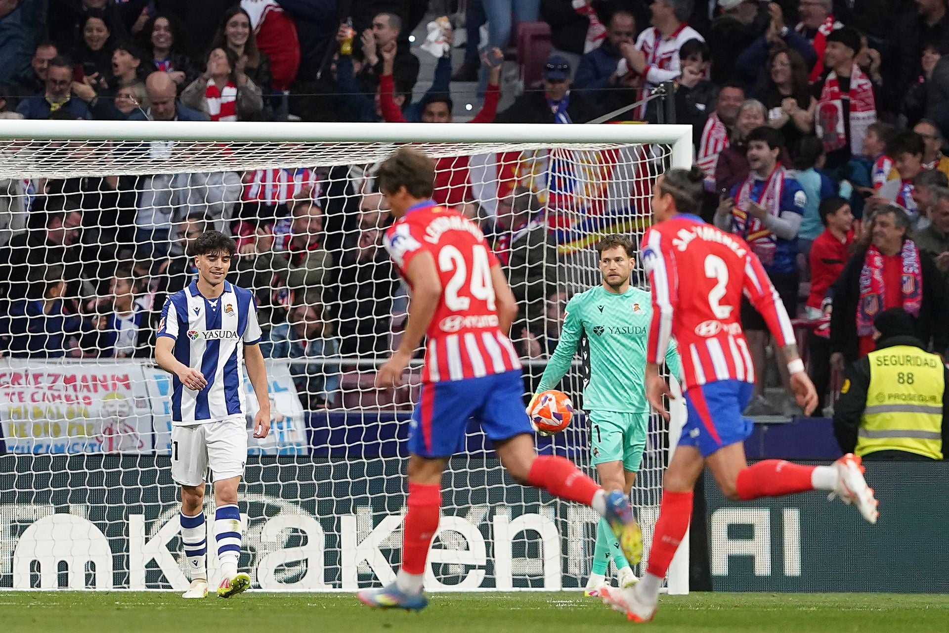 Los cuatro minutos de la vergüenza: tres goles y gracias