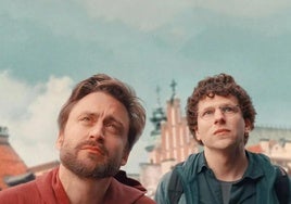 Kieran Culkin y Jesse Eisenberg en una de las escenas de la película.