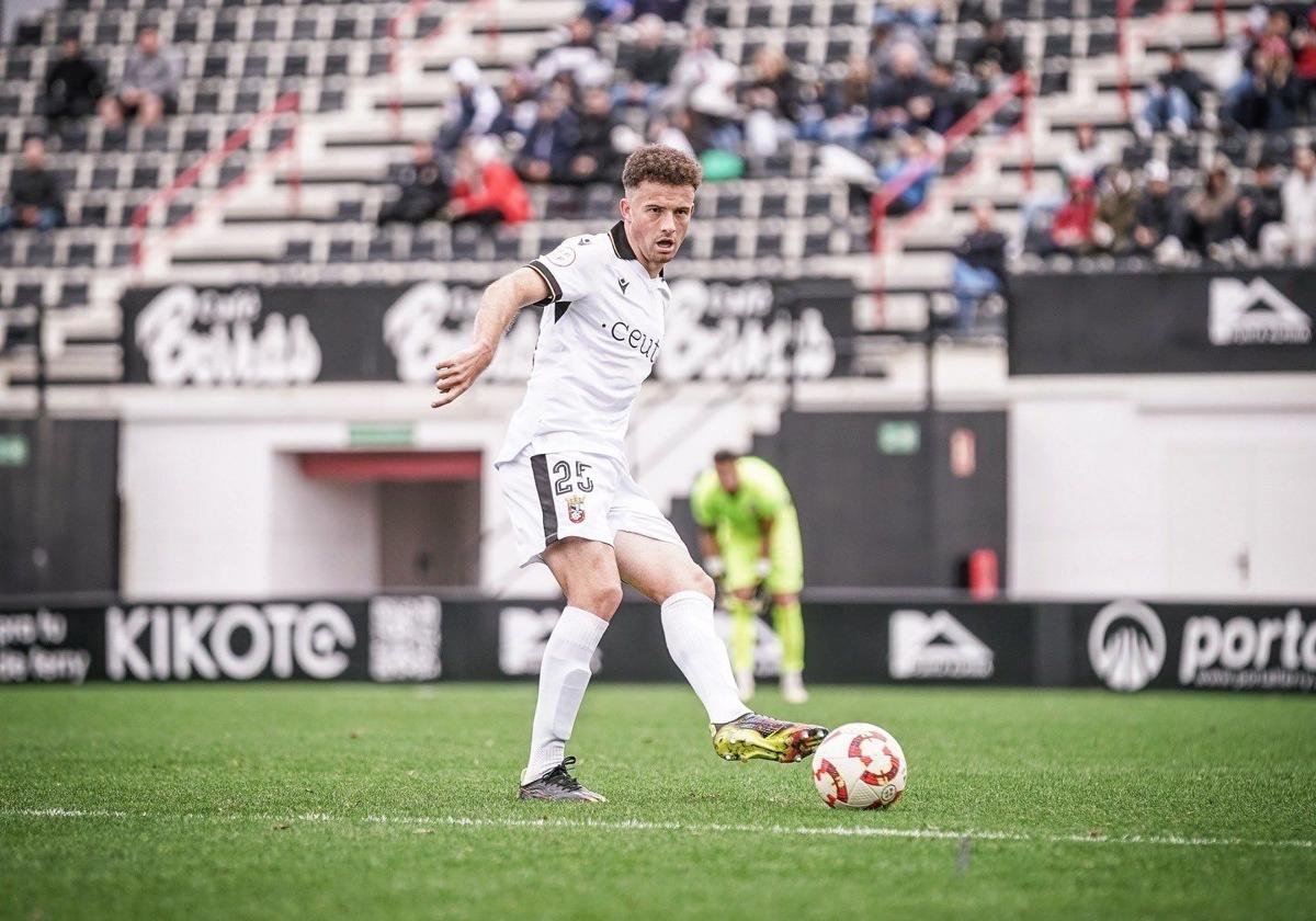 Un canterano de la Real, artífice del ascenso del Ceuta a Segunda 45 años después
