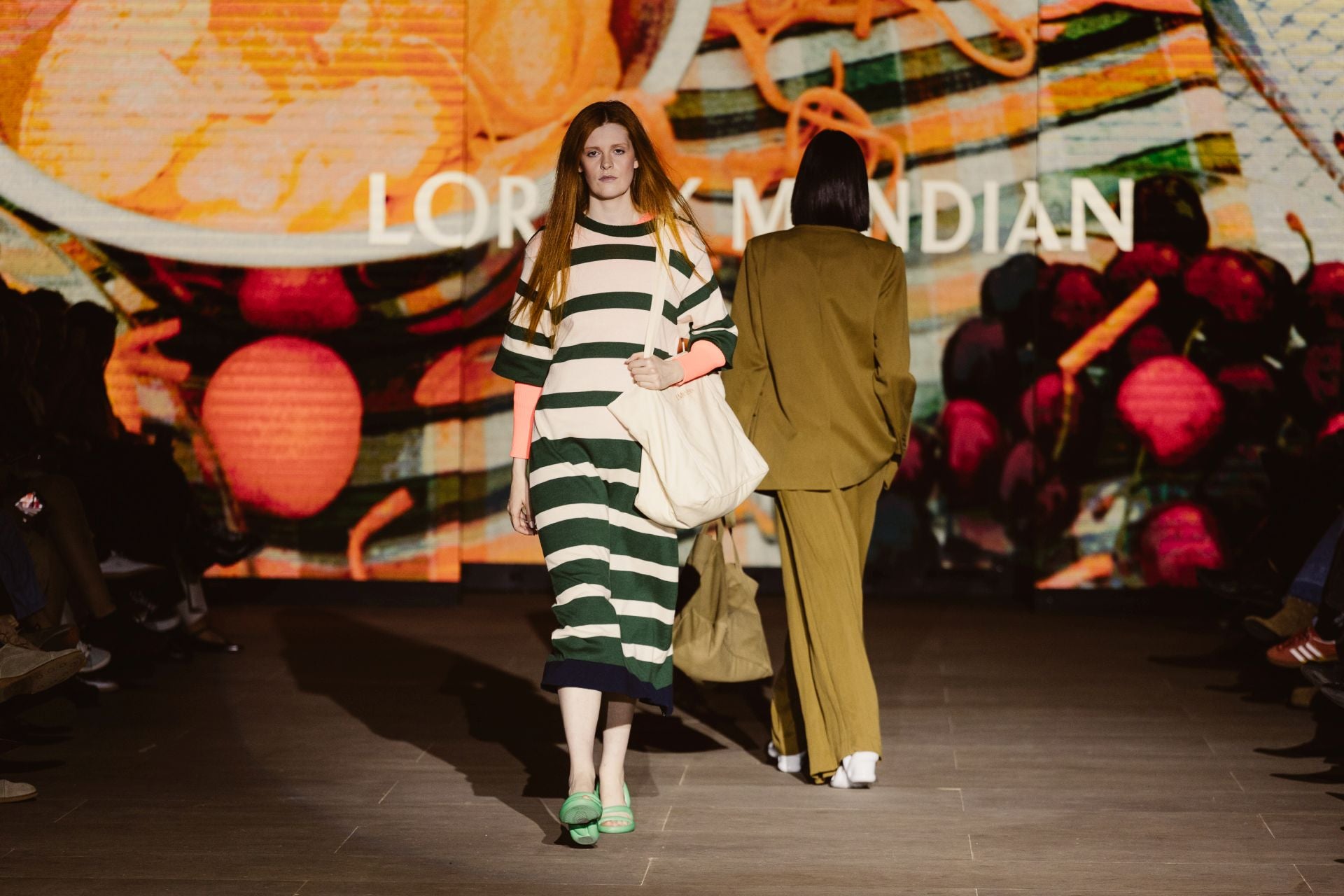 Las imágenes del desfile de Loreak Mendian en San Telmo