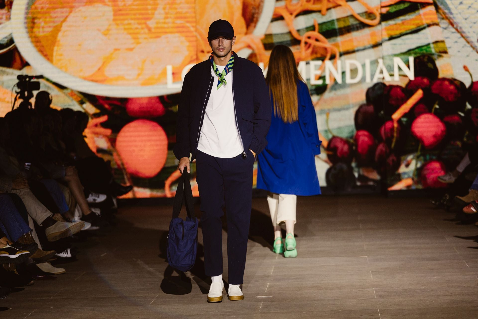 Las imágenes del desfile de Loreak Mendian en San Telmo