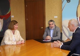 Laborda, Rodríguez Uribes y Blázquez, en la reunión celebrada en Madrid.