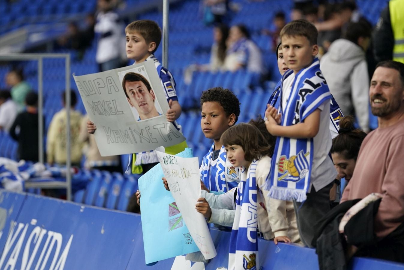 ¿Has estado en el Reale Arena? Búscate en nuestras fotos