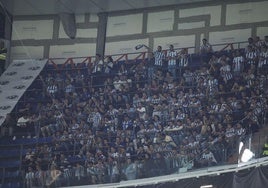 La afición de la Real, en el partido del Bernabéu de la pasada campaña.