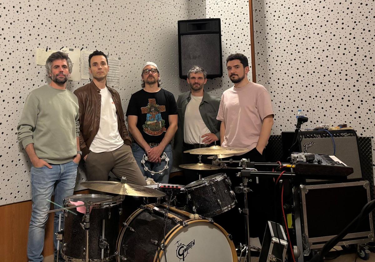 Siete C elige la Cripta para volver a la música con un repaso a su carrera y nueva música